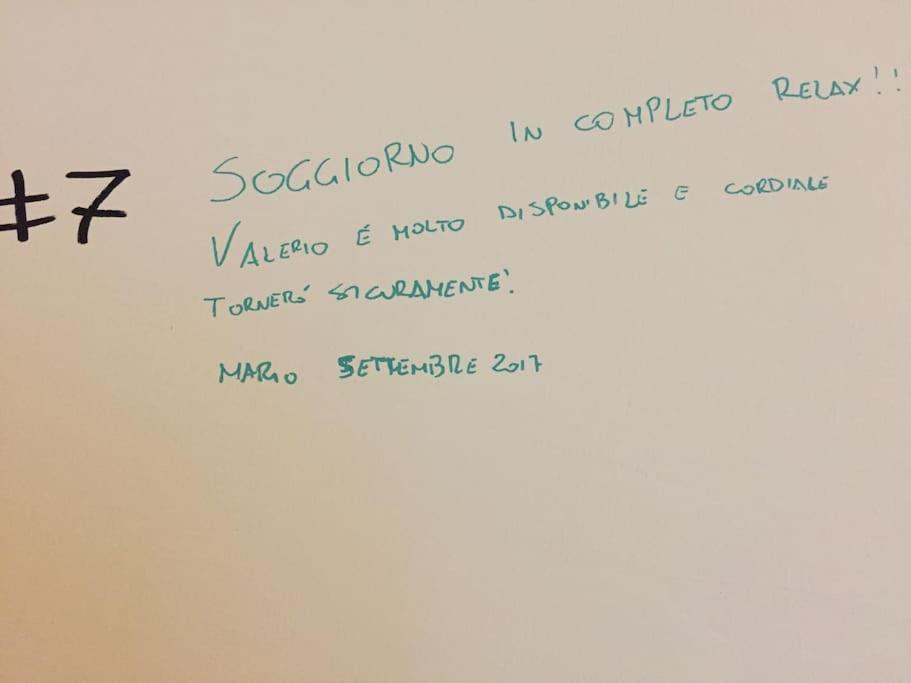 Fresco E Colorato Appartamentino In Narni Scalo Exterior foto